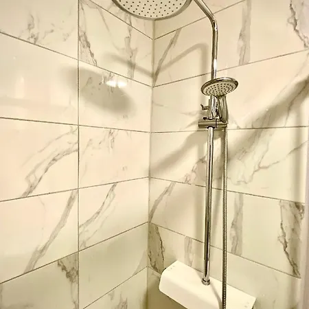 F&j * Sveti Filip i Jakov