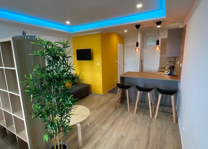 Appartement F&j *